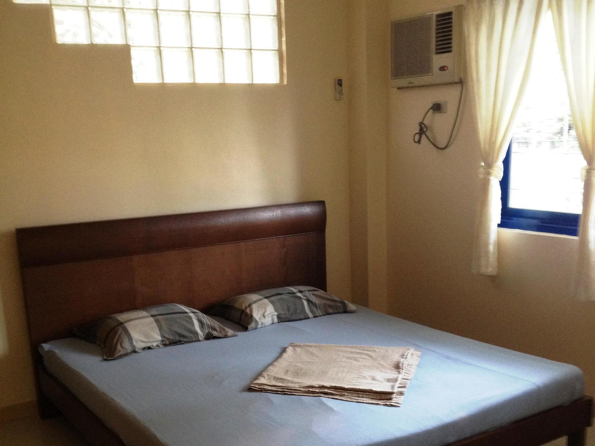 Dumaguete Springs Apartment Dumaguete City Buitenkant foto