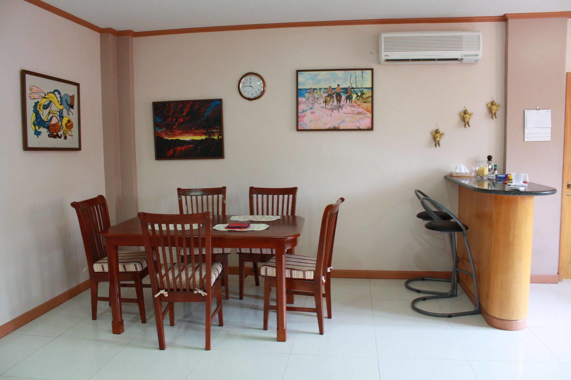 Dumaguete Springs Apartment Dumaguete City Buitenkant foto